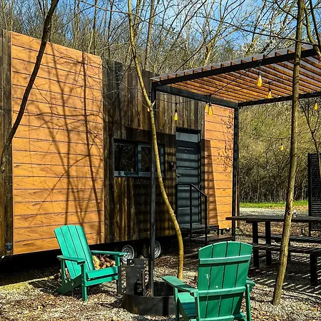 Almasglamp Hotel Zebegeny Exterior photo
